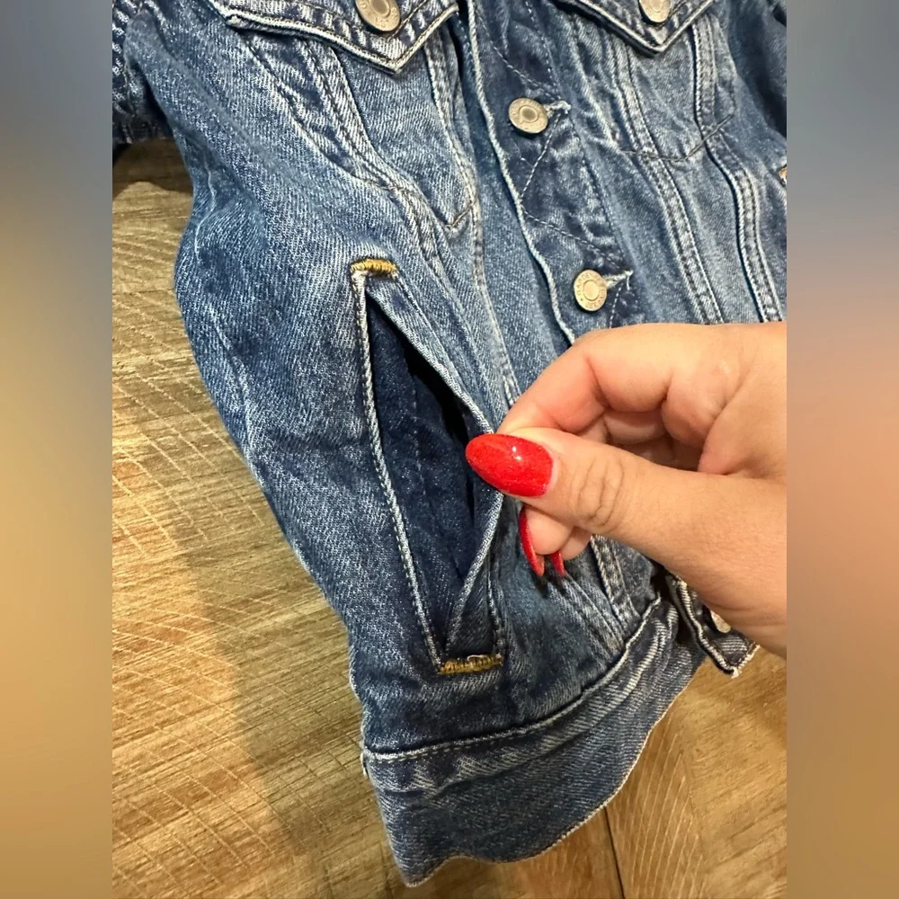 GAP Kids Girls Denim Jean Jacket Size XS Pockets Blue Medium Wash Buttons